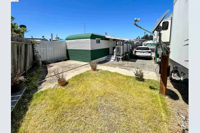 3875 Castro Valley Blvd #49, Castro Valley, CA 94546 - Photo 22