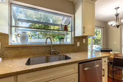 4427 Ashwood Common, Fremont, CA 94538 - Photo 12