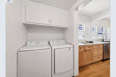 1349 Hearst Ave, Berkeley, CA 94702 - Photo 18