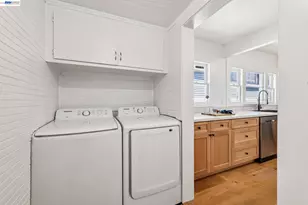 1349 Hearst Ave, Berkeley, CA 94702 - Photo 18