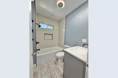 9926 C St, Oakland, CA 94603 - Photo 4
