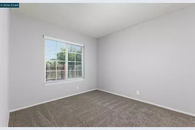 690 Amherst Ct, Fairfield, CA 94533 - Photo 16