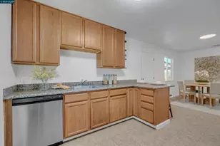 3592 Hillsborough Dr, Concord, CA 94520 - Photo 4