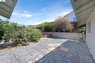 1254 Daily Dr, San Leandro, CA 94577 - Photo 50