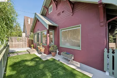 364 Lester Ave, Oakland, CA 94606 - Photo 4