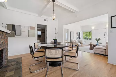 364 Lester Ave, Oakland, CA 94606 - Photo 18