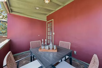 364 Lester Ave, Oakland, CA 94606 - Photo 40