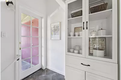 364 Lester Ave, Oakland, CA 94606 - Photo 36