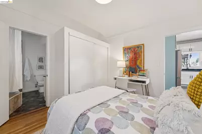 364 Lester Ave, Oakland, CA 94606 - Photo 30
