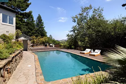 78 Scenic Dr, Orinda, CA 94563 - Photo 48