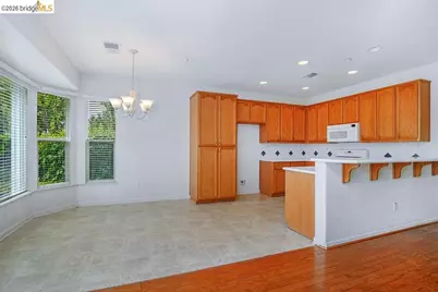 987 Centennial Dr, Brentwood, CA 94513 - Photo 6