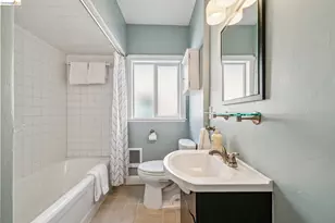 4001 Nevil St, Oakland, CA 94601 - Photo 32