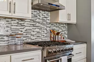 4001 Nevil St, Oakland, CA 94601 - Photo 24