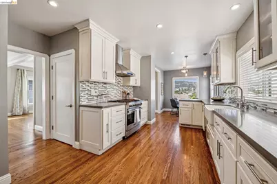 4001 Nevil St, Oakland, CA 94601 - Photo 22