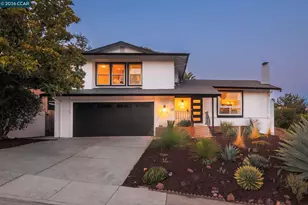 566 Webster Dr, Martinez, CA 94553 - Photo 2