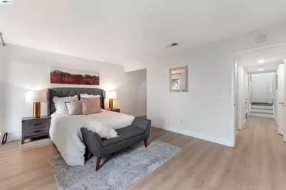 262 Beachview Ave #4, Pacifica, CA 94044 - Photo 26