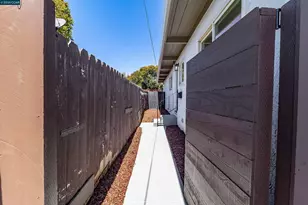 2415 Maine Ave, Richmond, CA 94804 - Photo 6