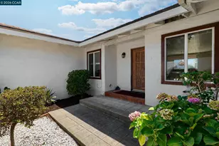 8197 Coach Dr, Oakland, CA 94605 - Photo 4