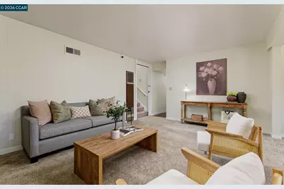 8197 Coach Dr, Oakland, CA 94605 - Photo 28