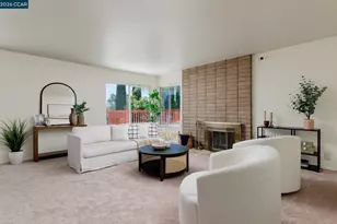 8197 Coach Dr, Oakland, CA 94605 - Photo 12
