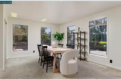 8197 Coach Dr, Oakland, CA 94605 - Photo 30