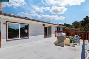 8197 Coach Dr, Oakland, CA 94605 - Photo 44