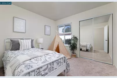 8197 Coach Dr, Oakland, CA 94605 - Photo 24