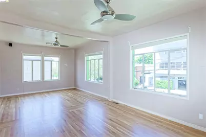 2944 Webster St, Oakland, CA 94609 - Photo 16