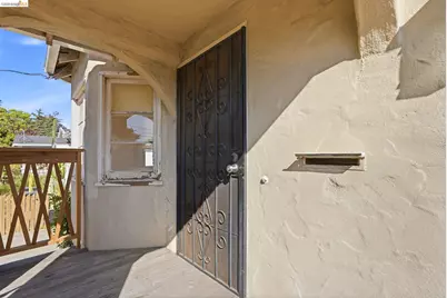 3000 Morcom Ave, Oakland, CA 94619 - Photo 6