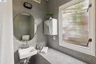 542 Chetwood St, Oakland, CA 94610 - Photo 64