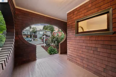 542 Chetwood St, Oakland, CA 94610 - Photo 78