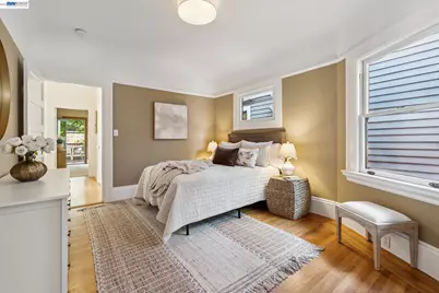 542 Chetwood St, Oakland, CA 94610 - Photo 46