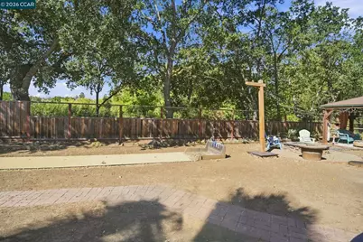 1445 Bassett Dr, Concord, CA 94521 - Photo 34