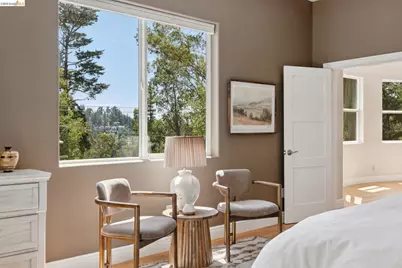 1860 Arrowhead Dr, Oakland, CA 94611 - Photo 36