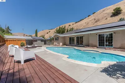 38749 Canyon Heights Dr, Fremont, CA 94536 - Photo 34