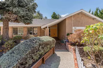 38749 Canyon Heights Dr, Fremont, CA 94536 - Photo 2
