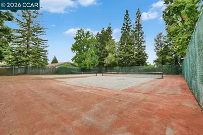 828 Camelback Place, Pleasant Hill, CA 94523 - Photo 26