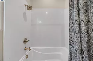1930 Barbaresco Ln, Brentwood, CA 94513 - Photo 22