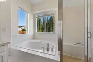 2377 Yorkshire Dr, Antioch, CA 94531 - Photo 26
