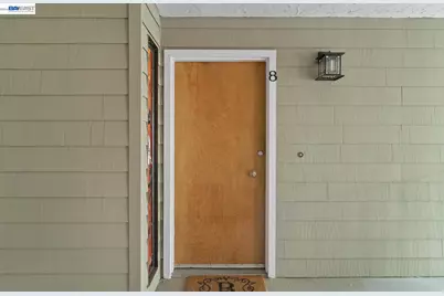 1089 Wesley Ct #8, Walnut Creek, CA 94597 - Photo 2