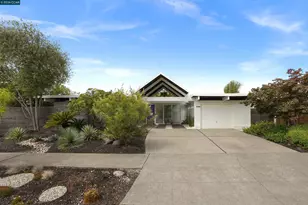 8021 Shay Dr, Oakland, CA 94605 - Photo 2