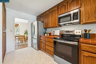 41 Burnham Ct, Pleasant Hill, CA 94523 - Photo 22