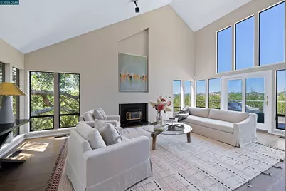 47 El Gavilan Rd, Orinda, CA 94563 - Photo 2