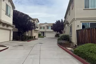 53 Halsey Ct, Pittsburg, CA 94565 - Photo 2