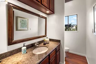6909 Exeter Dr, Oakland, CA 94611 - Photo 16