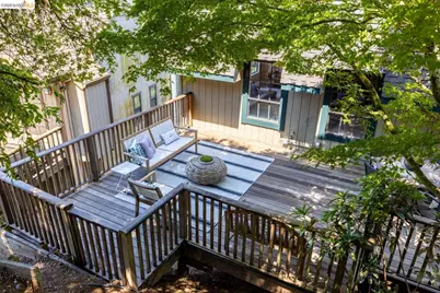 6909 Exeter Dr, Oakland, CA 94611 - Photo 34
