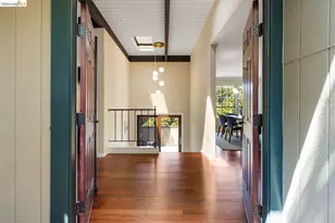 6909 Exeter Dr, Oakland, CA 94611 - Photo 2