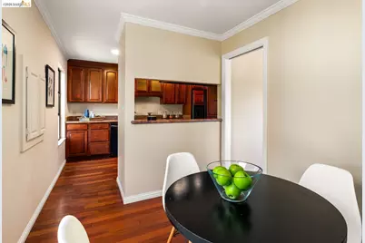 6909 Exeter Dr, Oakland, CA 94611 - Photo 10