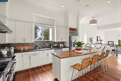 698 Via Rialto, Oakland, CA 94619 - Photo 8