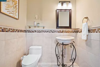 698 Via Rialto, Oakland, CA 94619 - Photo 12